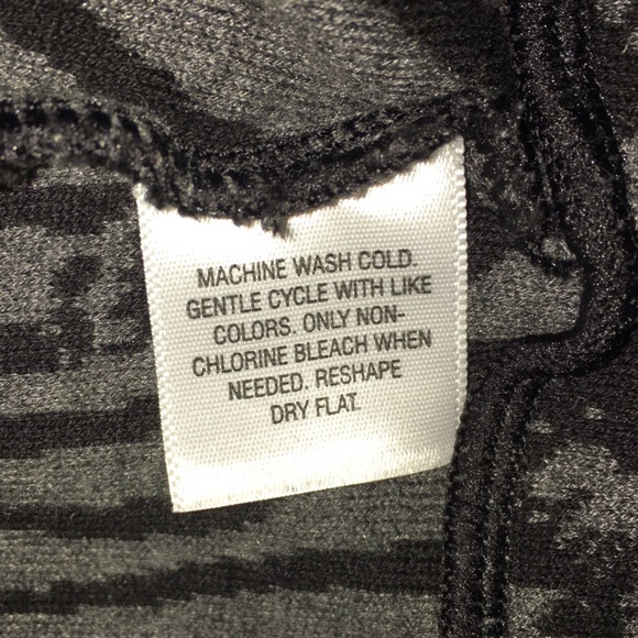 WOMEN’S STYLE&CO JACKET - Picture 6 of 6